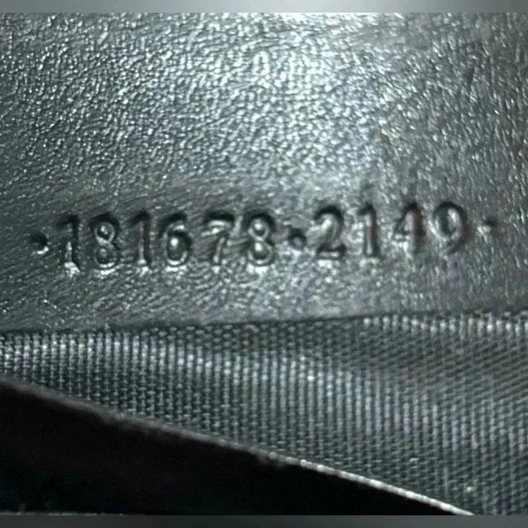 Gucci GG  unisex black canvas/ leather wallet - Picture 9 of 9